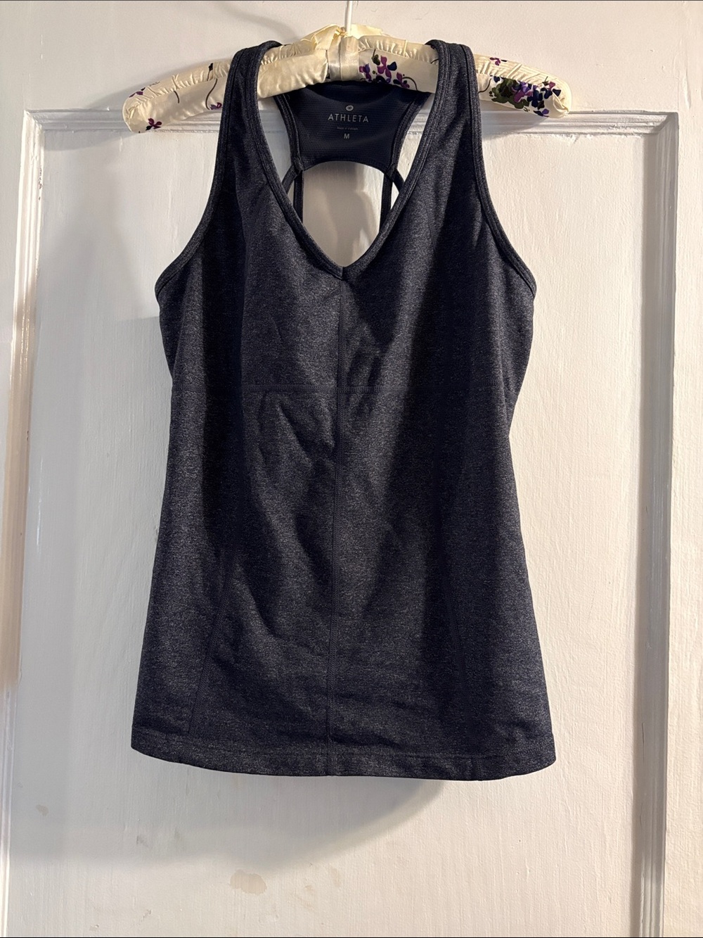Athleta Tank Top Womens Size M Grey Strappy  Back Built-in Bra